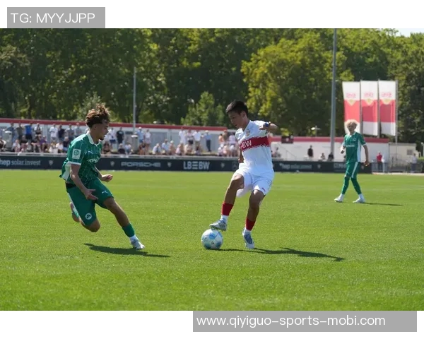 谢初筠畅谈德国训练体系的专业性与个人控球技术的热爱 谢初筠畅谈德国训练体系的专业性与个人控球技术的热爱