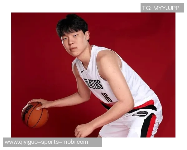 媒体人分析瀚森相比赛季初进步显著但防守习惯仍需改进 媒体人分析瀚森相比赛季初进步显著但防守习惯仍需改进